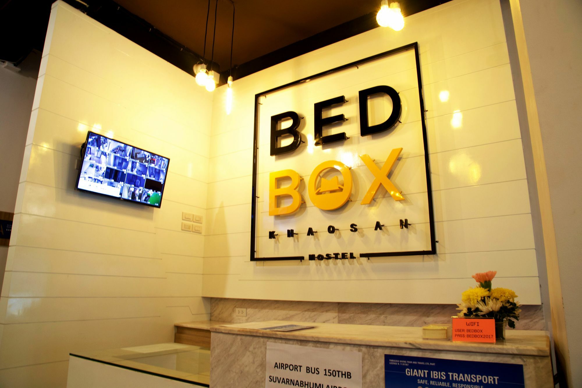 بانكوك Bed Box Khaosarn Hostel المظهر الخارجي الصورة